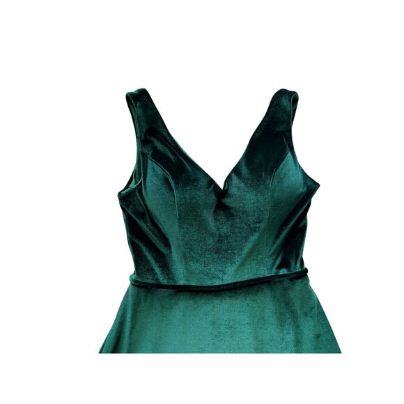 Morilee Women's Emerald Bridesmaids Sleeveless Velvet Maxi Dress Size 6 - Picture 4 of 16